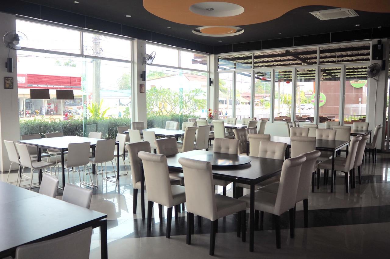 Bk Place Hotel Bueng Kan Exterior photo